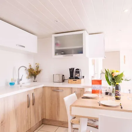Maison Avec Piscine Collective A 100m Des Plages Pour 6 Personnes *