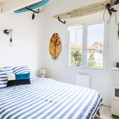 Maison Avec Piscine Collective A 100m Des Plages Pour 6 Personnes * Biscarrosse